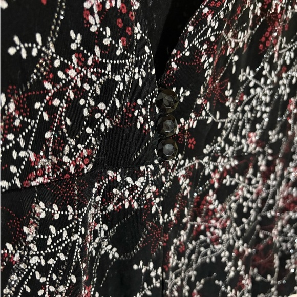Vintage Alex Evenings Black and Red Floral Blouse - Picture 6 of 10